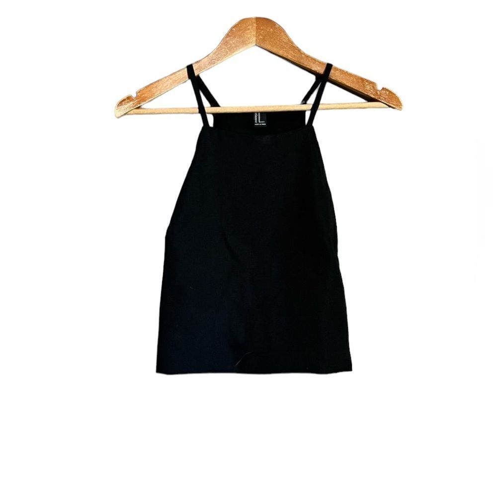 ‎3 for $30! Forever 21 black cropped tank top